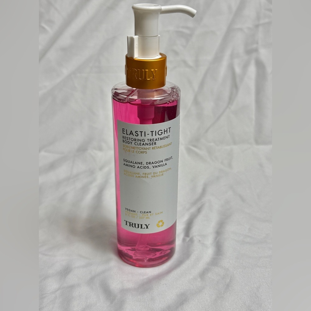 TRULY Elasti-Tight Body Cleanser - Dragon Fruit/Vanilla - 8 oz